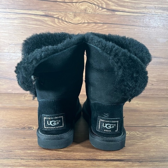 UGG BAILEY BUTTON BLING Black Suede Winter Boots Women’s Size 5 Shoes Jewel - Picture 4 of 10